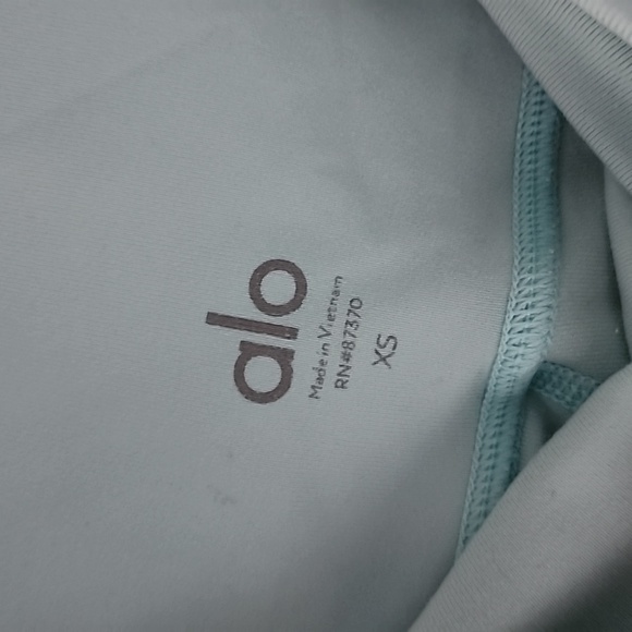 Alo Yoga light blue legging! - Picture 2 of 9